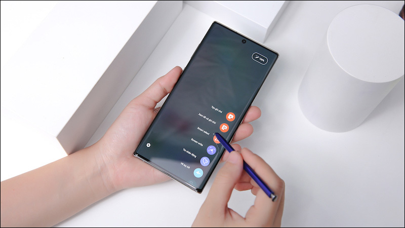 Chiếc Galaxy Note + có độ phân giải phù hợp